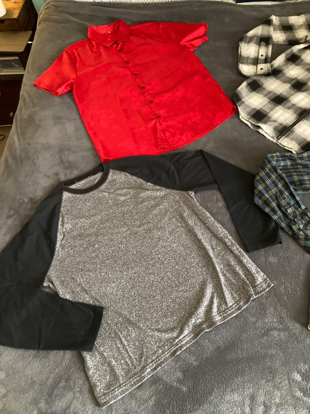 Four Shirts Bundle - Size Large - Black, Red, Navy - Picture 10 of 17
